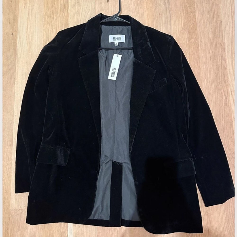 BB Dakota Velvet Blazer